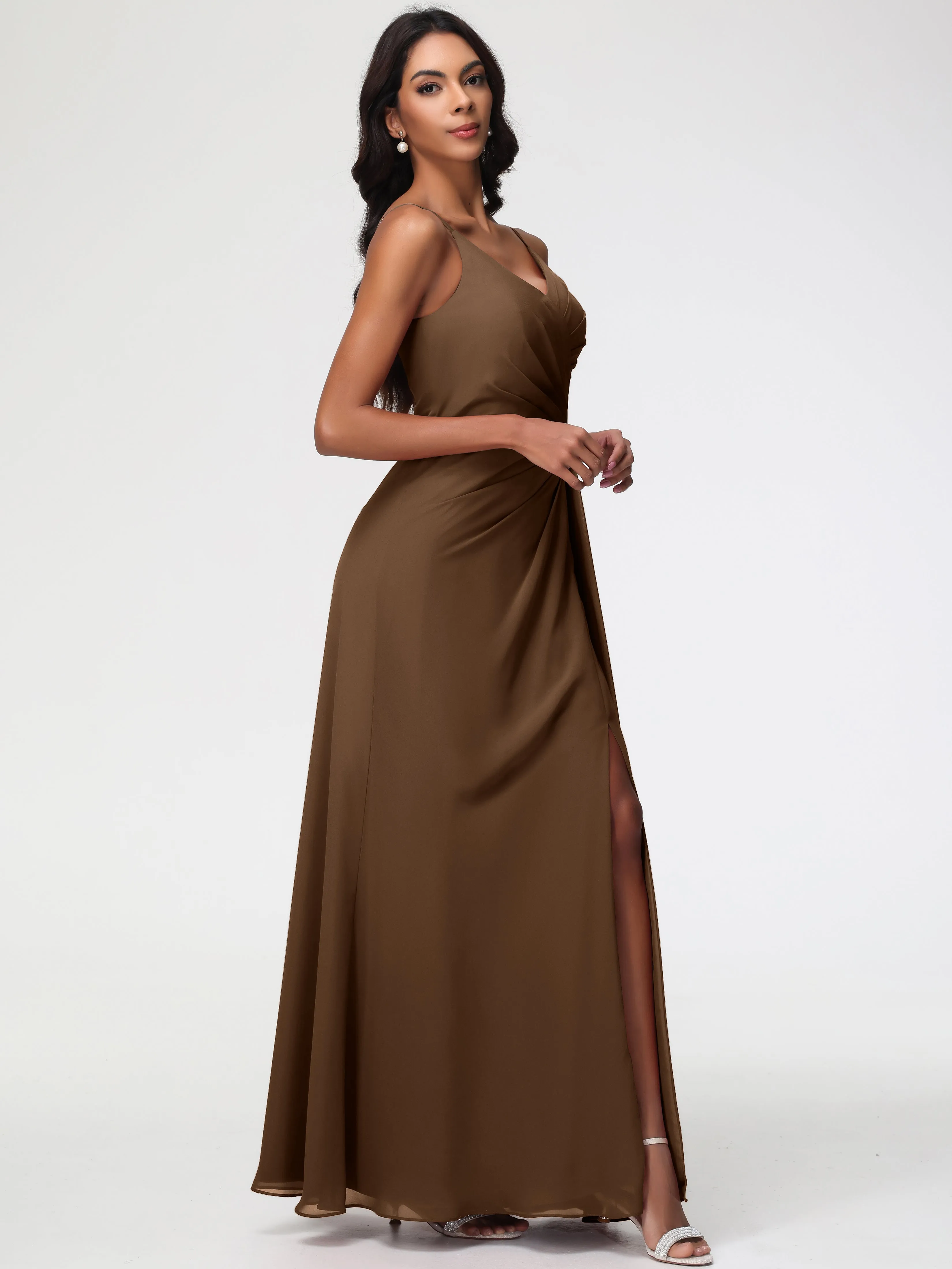 Brown Bridesmaids Dress A-Line V-Neck Spaghetti Straps Ruched Chiffon Bridesmaid Dresses With Slit