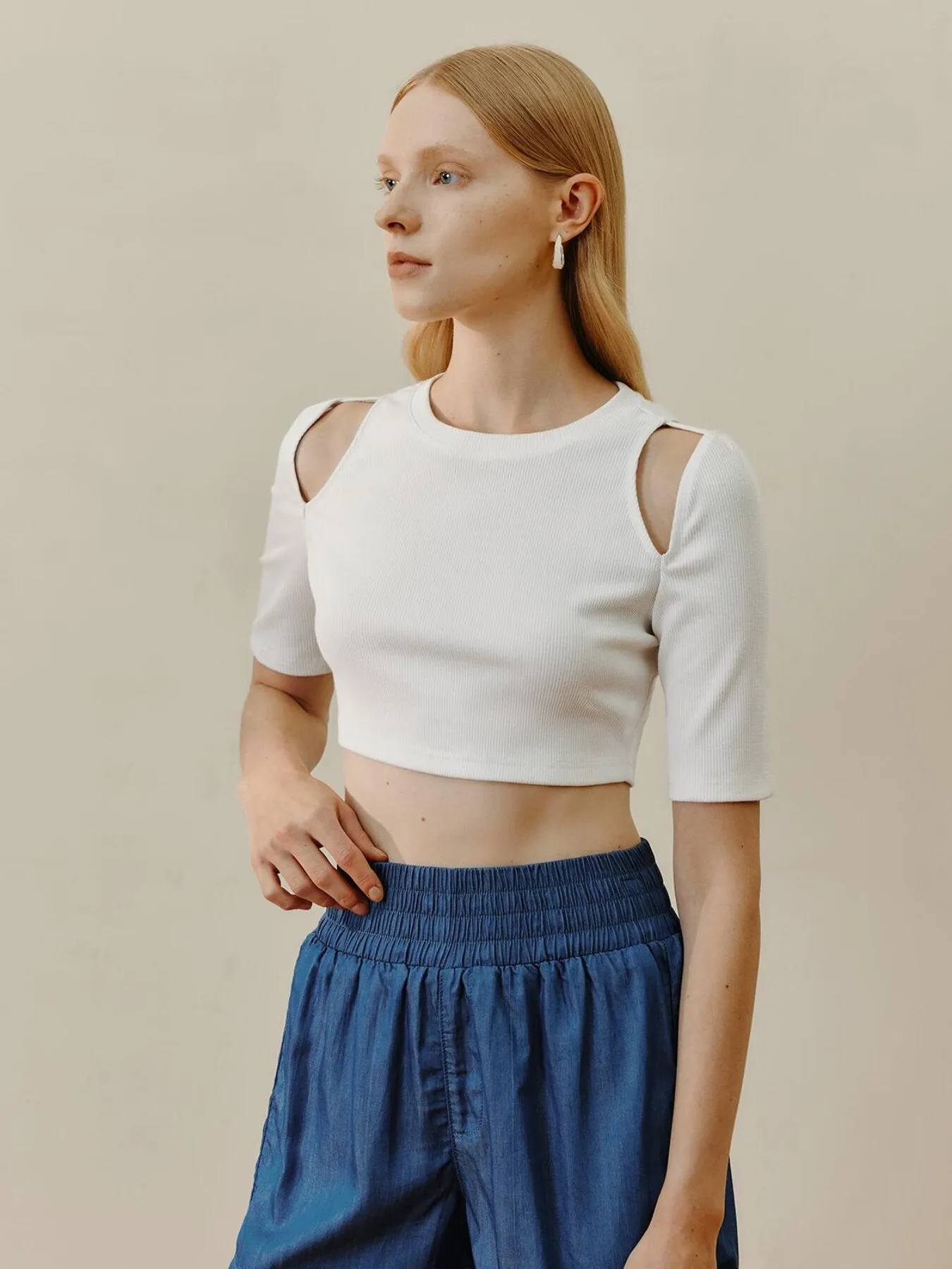 Elastic Waist Plicated Denim Shorts