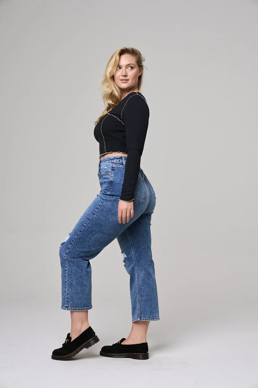 HIGH RISE ULTRA STRETCH STRAIGHT IN MEDIUM DARK  / SP-P12007MD-PL