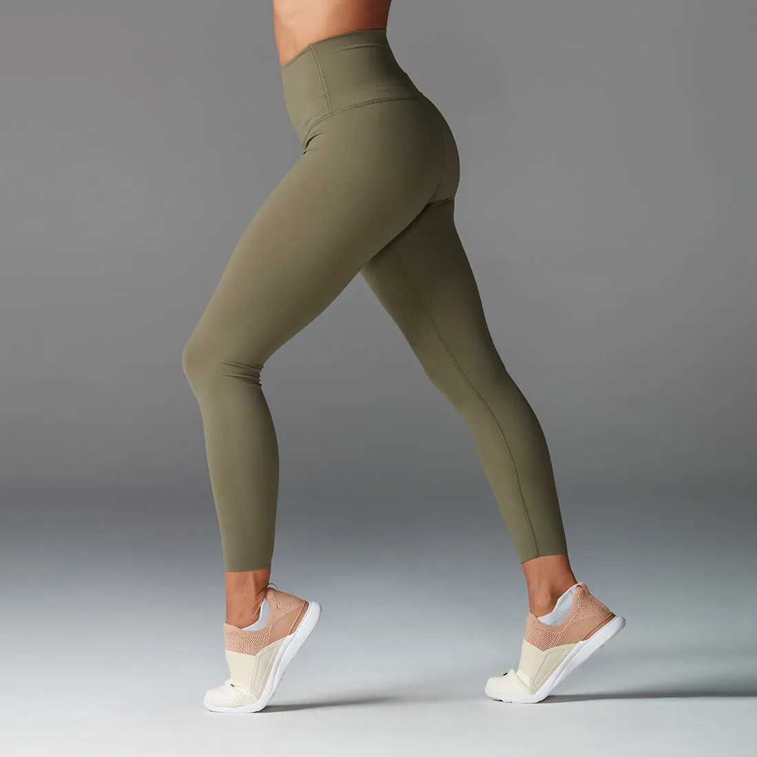 High Waisted 7/8 Leggings