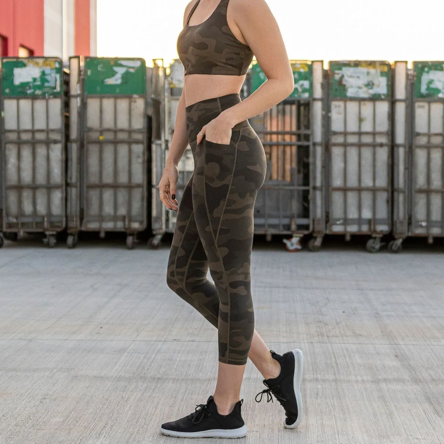 Shakti 7/8 Capris - Camo